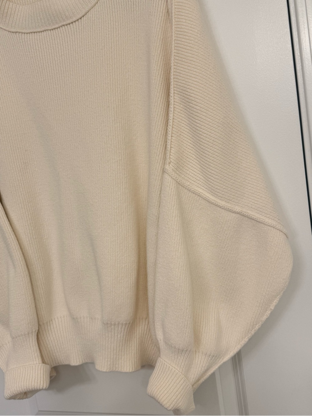 VICI Women’s Medium Cream Oversized Dolman Sleeve Sweater Cotton Blend Cozy Knit - Picture 6 of 8